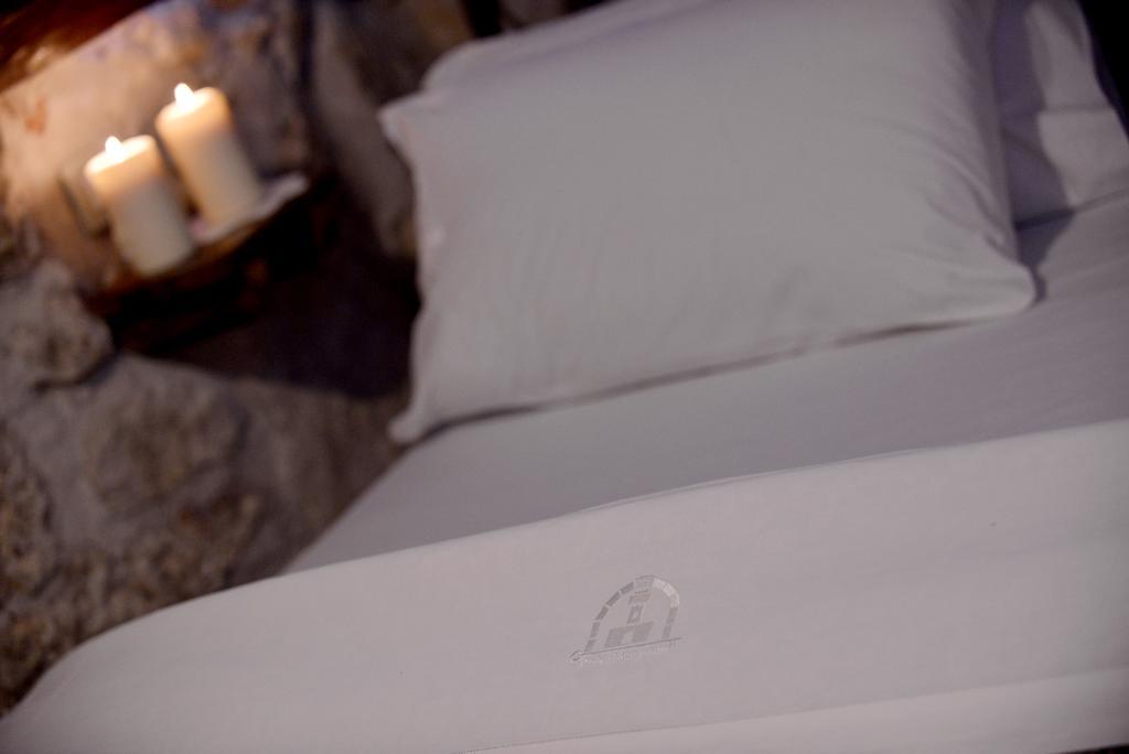 Robur Marsorum Albergo Diffuso Рокка-ди-Меццо Экстерьер фото