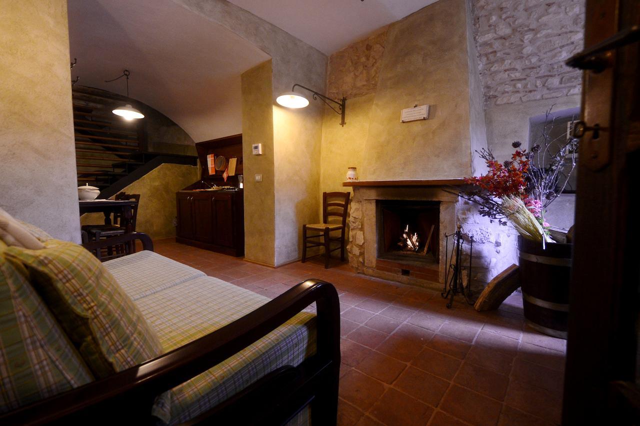 Robur Marsorum Albergo Diffuso Рокка-ди-Меццо Номер фото